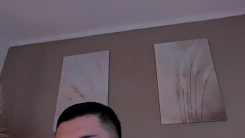 Snapshot of alexander_diiaz chatting on June 13, 12:36 pm Alexander Diaz online show from June 13, 12:36 pm
