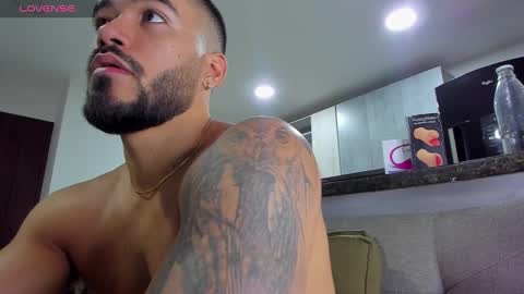 Onlyfansalexmartinezwb  Instagram alexwbmartinez  Twitter martinezcb937 online show from January 19, 3:29 am