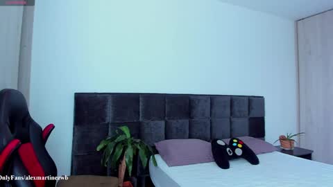Onlyfansalexmartinezwb  Instagram alexwbmartinez  Twitter martinezcb937 online show from April 18, 7:58 pm