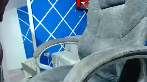 alexander online show from March 8, 8:51 am