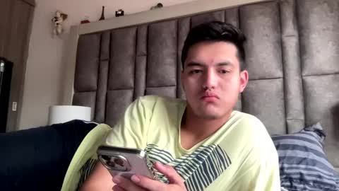 Snapshot of alexandergrey760886 chatting on January 8, 12:47 pm alexander grey online show from January 8, 12:47 pm