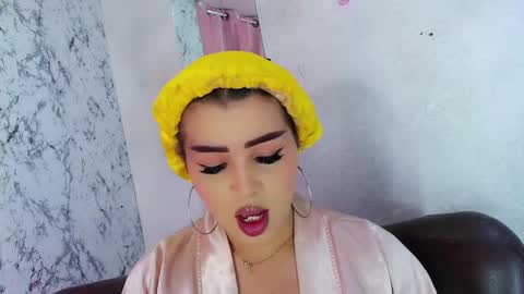 Snapshot of alexandra_evanz chatting on February 4, 10:10 am Alexandra Spellman online show from February 4, 10:10 am