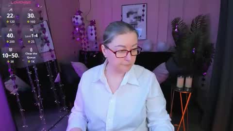 Alexandra online show from February 15, 8:49 pm