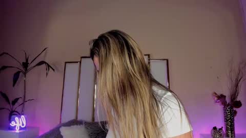 alexandraa_gomez online show from September 13, 8:08 pm