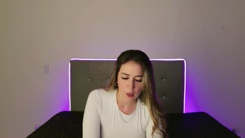 alexandraa_gomez online show from February 13, 10:06 pm