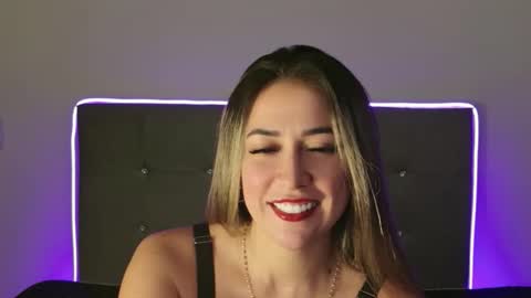 alexandraa_gomez online show from February 17, 8:37 pm