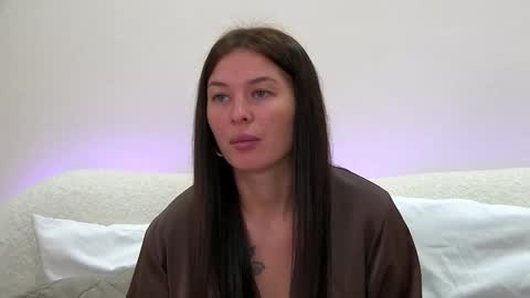 AlexandraBloom online show from October 22, 7:02 pm