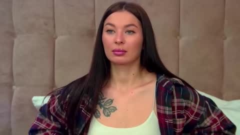 AlexandraBloom online show from October 23, 7:12 pm