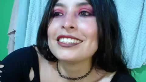 alexandrasaen online show from December 4, 11:57 pm