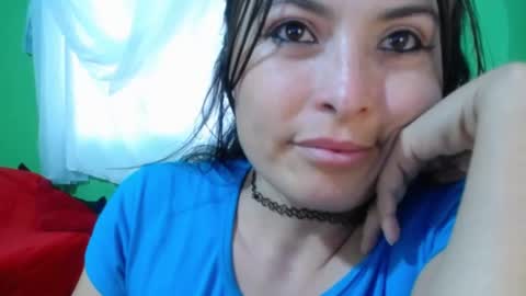 alexandrasaen online show from December 29, 10:25 pm