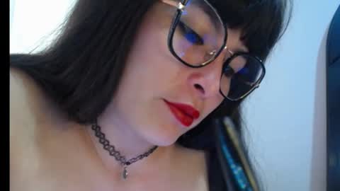 alexandrasaen online show from November 20, 10:20 pm