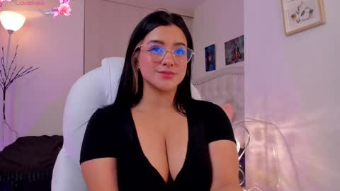 lexandra  online show from January 3, 9:58 am