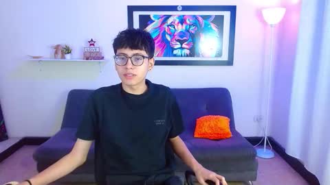 Snapshot of alexcum_18 chatting on March 7, 1:41 pm alex online show from March 7, 1:41 pm