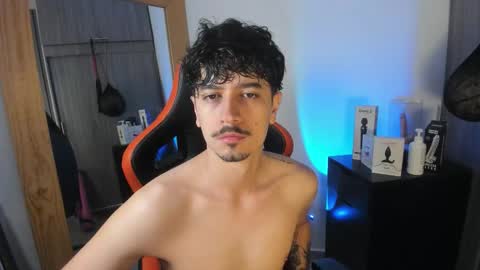 alexfloreszzz online show from September 9, 12:59 pm