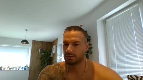 rey ale84 online show from October 1, 12:11 pm