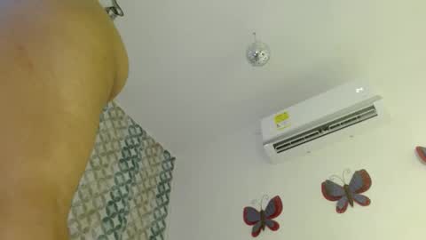 Snapshot of alexiacarson chatting on October 2, 4:36 pm AlexiaCarson online show from October 2, 4:36 pm
