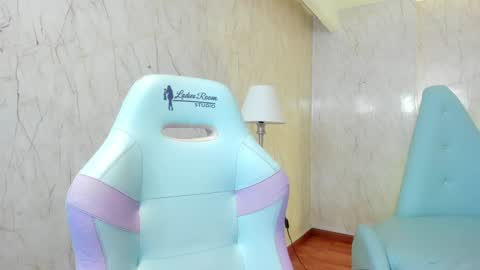 Snapshot of alexiacooperr chatting on December 3, 3:09 am Alexiaa Online 1430 to 2100 GMT-5 online show from December 3, 3:09 am