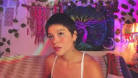 Snapshot of alexiafisher_ chatting on April 29, 2:26 am Alex online show from April 29, 2:26 am