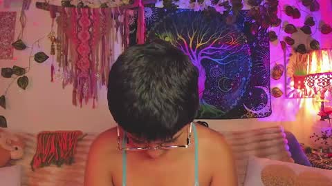Snapshot of alexiafisher_ chatting on May 9, 6:57 pm Alex online show from May 9, 6:57 pm