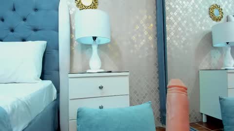 AlexiahCollins online show from March 7, 9:06 pm