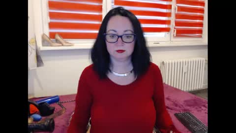 Snapshot of alexie33 chatting on February 10, 2:26 pm alexie33 online show from February 10, 2:26 pm