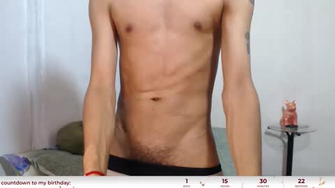 Snapshot of alexis21_ chatting on December 19, 1:29 pm Alexis online show from December 19, 1:29 pm