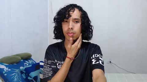 Snapshot of alexis21_ chatting on February 11, 9:47 am Alexis online show from February 11, 9:47 am