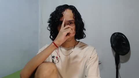 Alexis online show from March 15, 4:13 pm