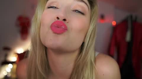 Snapshot of alexis___texas chatting on February 26, 11:37 pm Alexis Texas online show from February 26, 11:37 pm