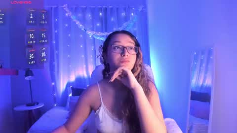 alexis_scott__ online show from June 25, 2:10 pm