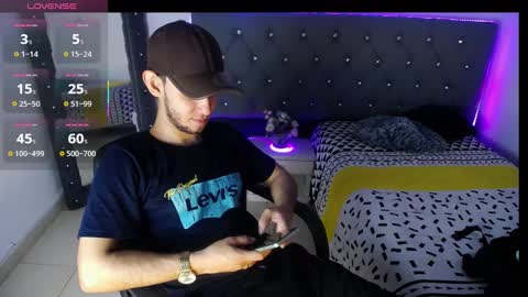 Snapshot of alexiscollinss chatting on March 12, 3:24 am alexiscollinss online show from March 12, 3:24 am