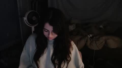 Snapshot of alexislove8 chatting on October 30, 10:43 pm alexislove8 online show from October 30, 10:43 pm