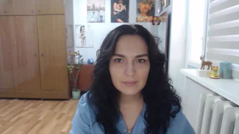 AlexisMillers online show from September 26, 6:50 am