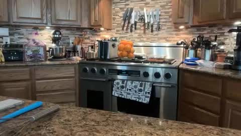 Snapshot of alexispaige06 chatting on February 25, 6:28 pm alexispaige06 online show from February 25, 6:28 pm