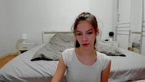 Alex online show from October 3, 5:54 pm