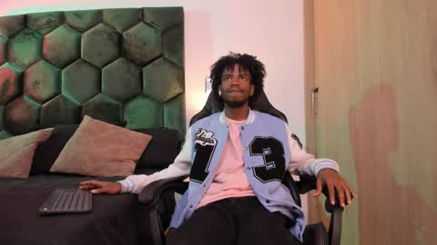 Alex Jaccob online show from February 27, 2:06 pm