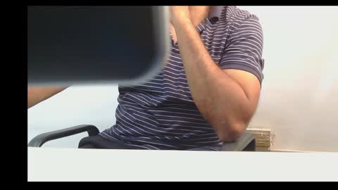 Snapshot of alexkerala84 chatting on May 2, 7:02 am alexkerala84 online show from May 2, 7:02 am