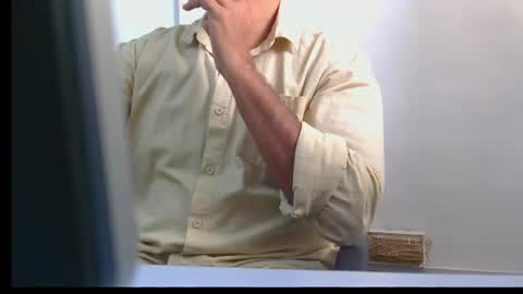 Snapshot of alexkerala84 chatting on June 8, 9:31 am alexkerala84 online show from June 8, 9:31 am