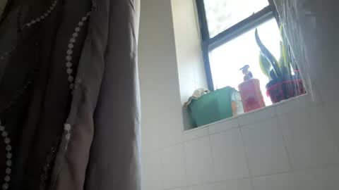 Snapshot of alexmalobx1 chatting on January 26, 8:13 pm alexmalobx1 online show from January 26, 8:13 pm