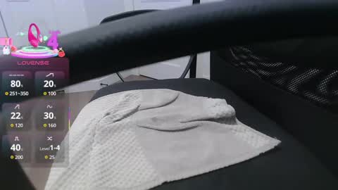 alex online show from November 12, 3:18 am