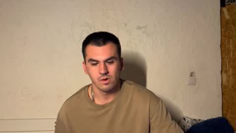 Alex online show from April 2, 9:23 pm