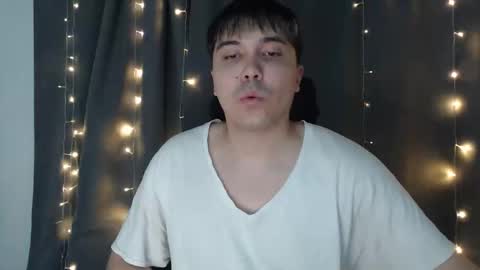 Snapshot of alexriversx chatting on March 6, 10:34 am Alexander online show from March 6, 10:34 am