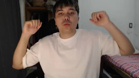 Snapshot of alexriversx chatting on March 10, 11:37 am Alexander online show from March 10, 11:37 am