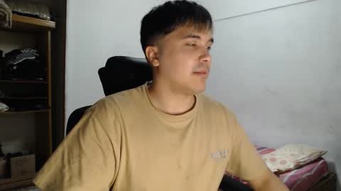 Snapshot of alexriversx chatting on March 16, 5:06 pm Alexander online show from March 16, 5:06 pm