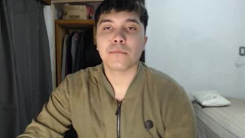 Snapshot of alexriversx chatting on April 6, 6:31 pm Alexander online show from April 6, 6:31 pm