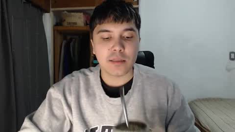 Snapshot of alexriversx chatting on April 7, 7:03 pm Alexander online show from April 7, 7:03 pm