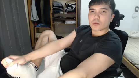 Snapshot of alexriversx chatting on April 10, 6:56 pm Alexander online show from April 10, 6:56 pm