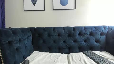 Snapshot of alexsavage_ chatting on February 13, 10:11 pm Alexsavage online show from February 13, 10:11 pm