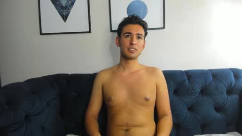 Snapshot of alexsavage_ chatting on February 14, 1:13 am Alexsavage online show from February 14, 1:13 am