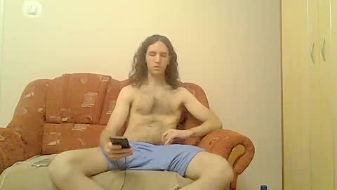 Snapshot of alexsergiu chatting on September 27, 10:15 pm alexsergiu online show from September 27, 10:15 pm